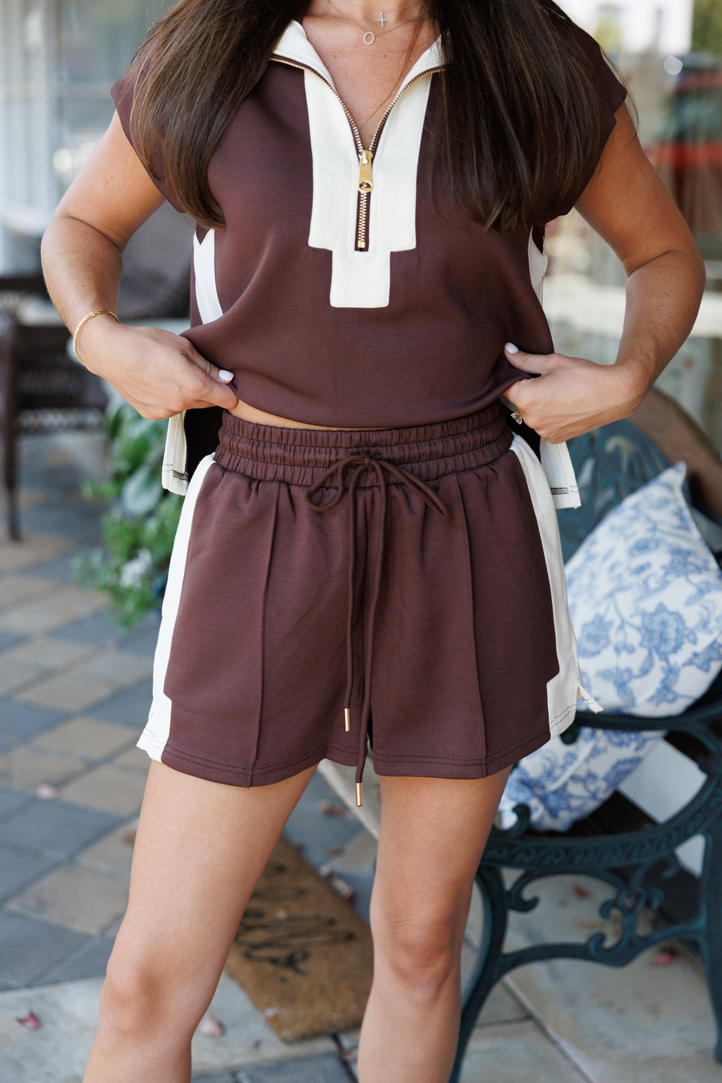 The Sara Set - Shorts